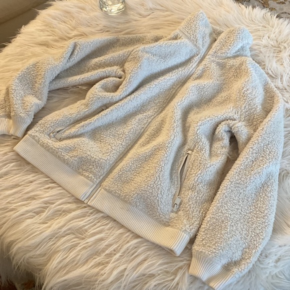 ATHLETA Tugga jacket - Picture 12 of 14